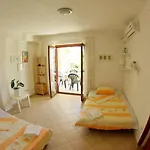 With A Parking Space - 15883 Primosten