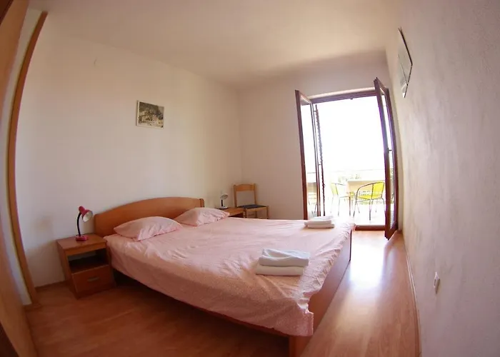 With A Parking Space - 15883 * Primošten