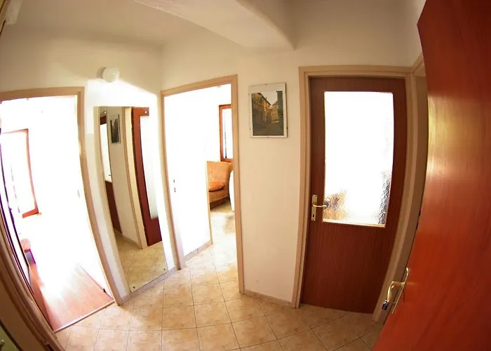 With A Parking Space - 15883 * Primošten